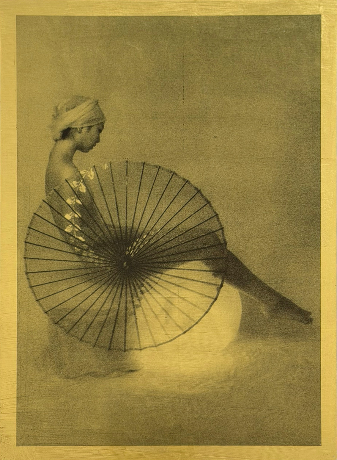 Parasol II by Lynn Bianchi
